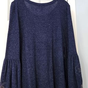 Simply Vera Heathered blue sweater like top with Floral embroidered sleeve